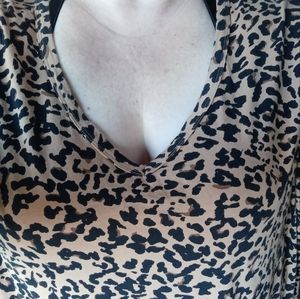 4X V Neck Leopard Animal Print T Shirt Soft Cotton Short Sleeve